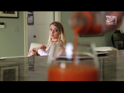 ❤️ နို့ကြီးကြီးနှင့် တင်းကြပ်သော စောက်ပတ်ရှိသော ကောင်မလေးသည် အရှုံးသမားထံမှ ကြက်ရသော်လည်း အလွန်မာကျောသည်။ Super porn မှာ ငါတို့မှာ ❌️